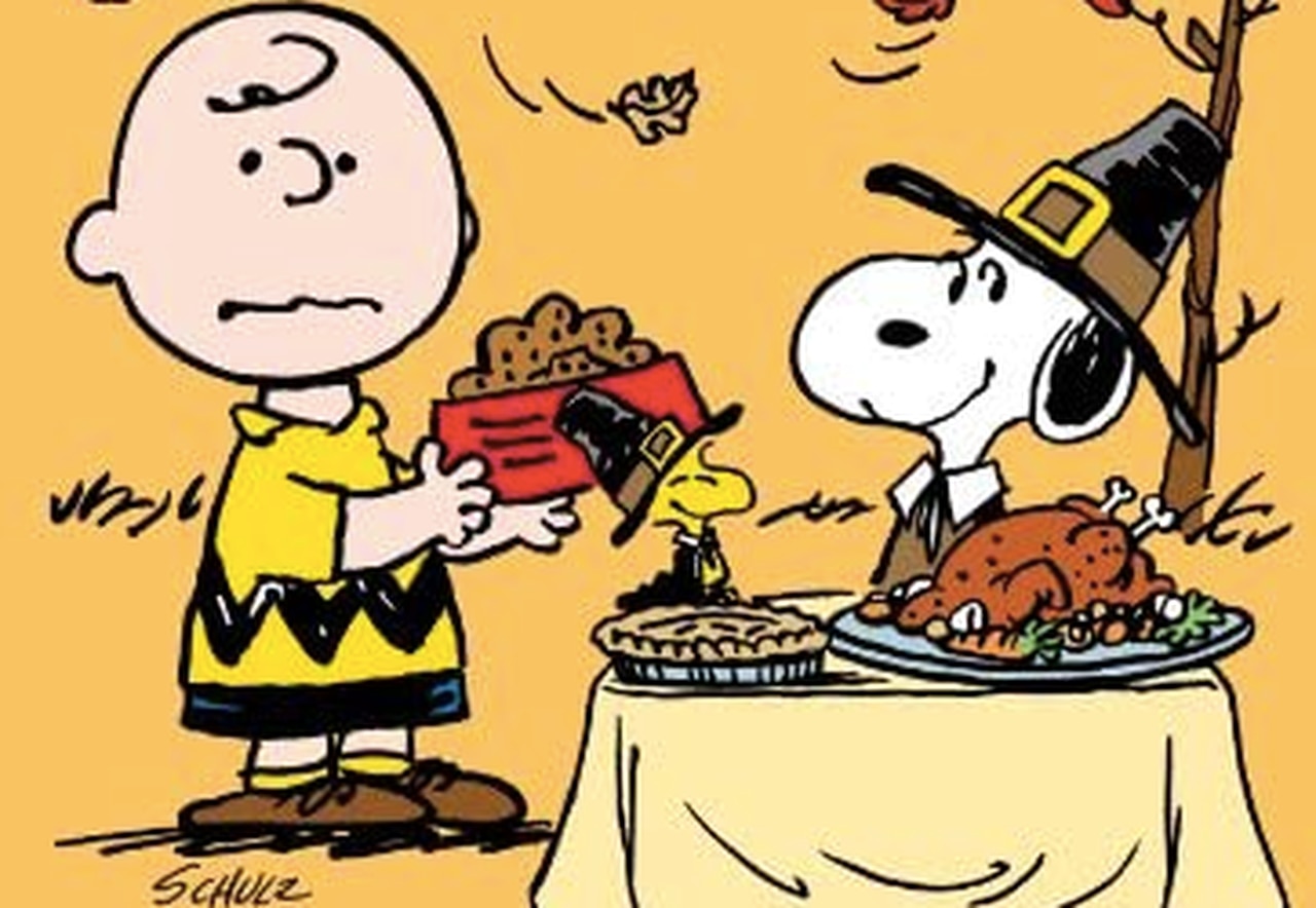 Charlie Brown Thanksgiving Background