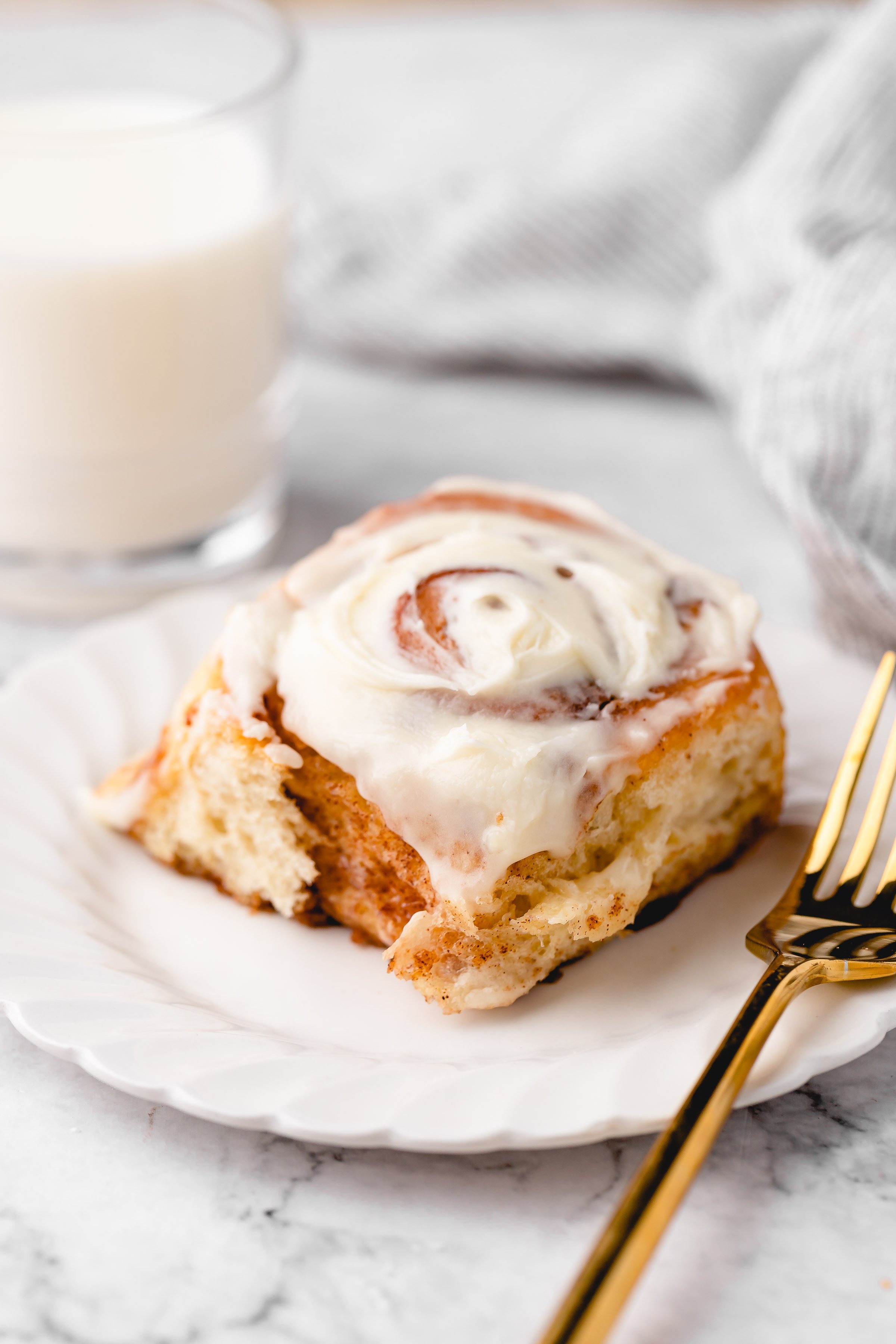 Cinnamon Roll Background