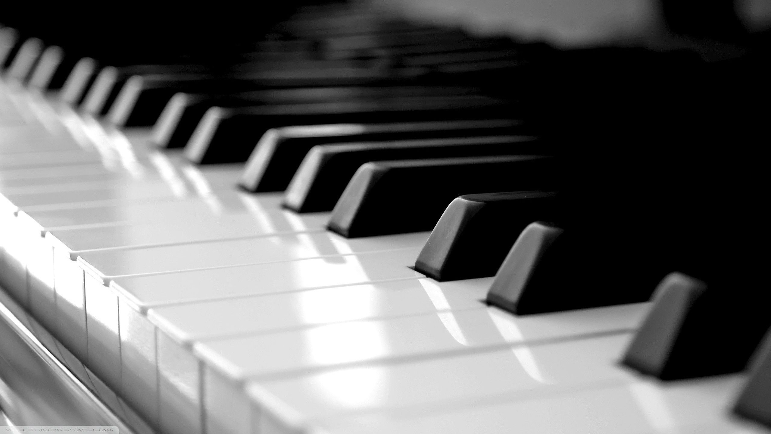 Cool Piano Backgrounds