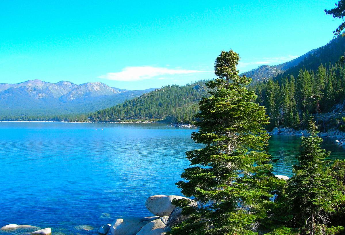 Lake Tahoe Background