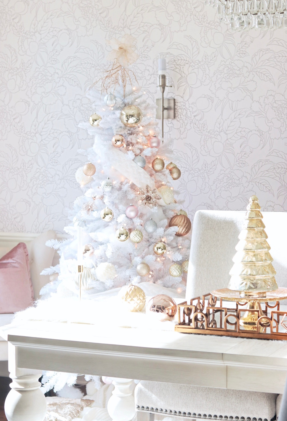 Rose Gold Elegant Christmas Background