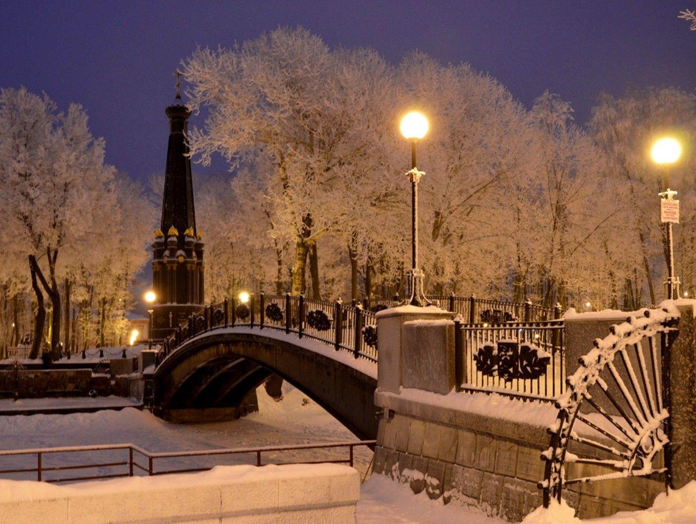 Snowy City Background