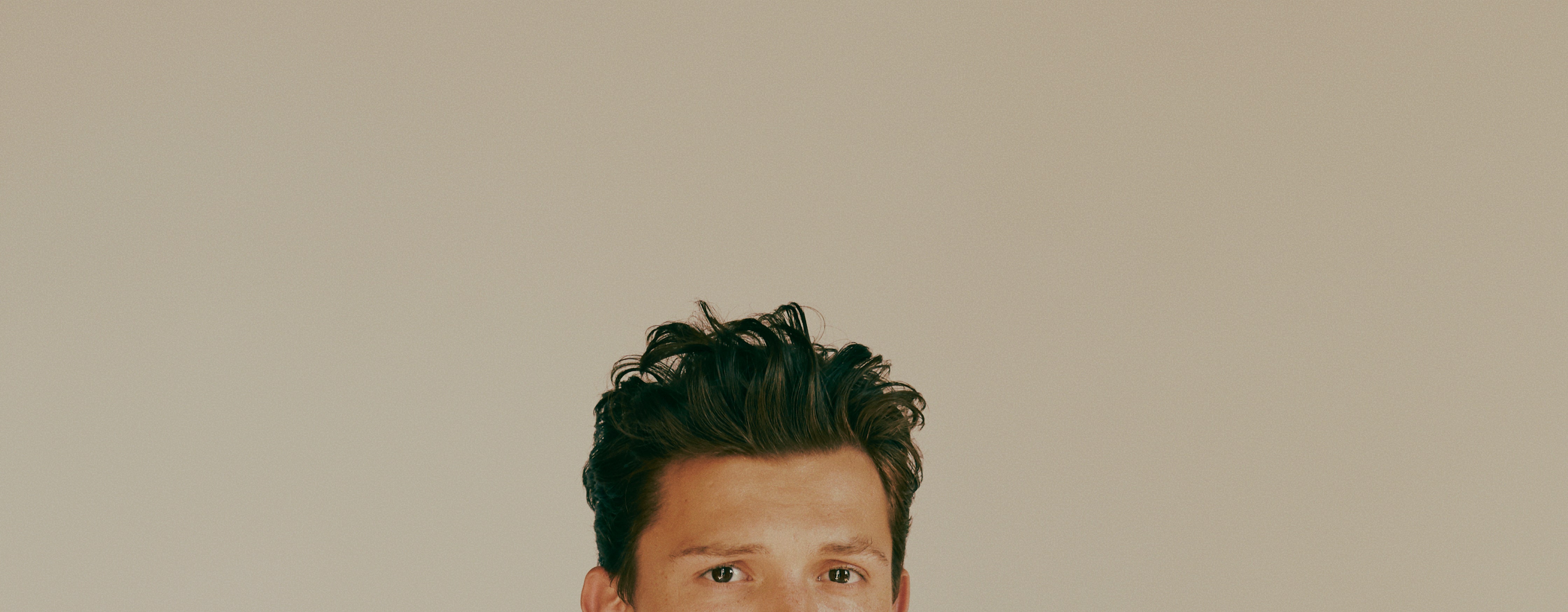 Tom Holland Phone Background